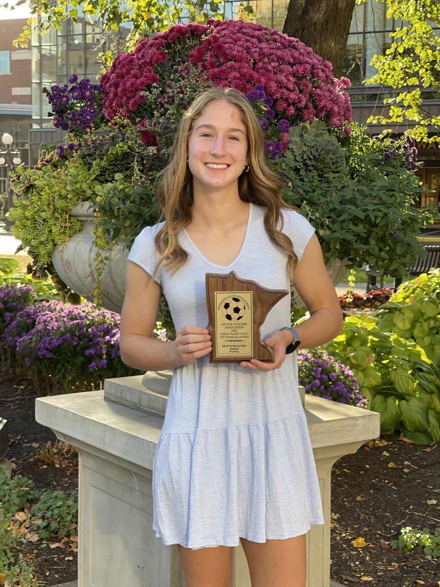 Olivia Halunen (@oliviahalunen) on Twitter photo I am honored to have been named to the Minnesota Soccer Class AAA All-State 1st Team!! Congrats to all the amazing players who were also recognized!
<a href="/woodbury_soccer/">woodbury girls soccer</a> <a href="/TopDrawerSoccer/">TopDrawerSoccer</a> <a href="/PrepSoccer/">Prep Soccer ⚽️</a> <a href="/ImYouthSoccer/">ECNL/GA/Recruiting/College Soccer</a> <a href="/TheSoccerWire/">SoccerWire</a> I am honored to have been named to the Minnesota Soccer Class AAA All-State 1st Team!! Congrats to all the amazing players who were also recognized!
<a href="/woodbury_soccer/">woodbury girls soccer</a> <a href="/TopDrawerSoccer/">TopDrawerSoccer</a> <a href="/PrepSoccer/">Prep Soccer ⚽️</a> <a href="/ImYouthSoccer/">ECNL/GA/Recruiting/College Soccer</a> <a href="/TheSoccerWire/">SoccerWire</a>