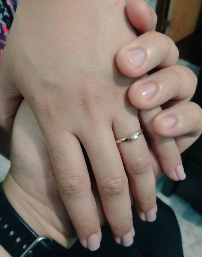 rdamon42's tweet image. So, I'm engaged 💍