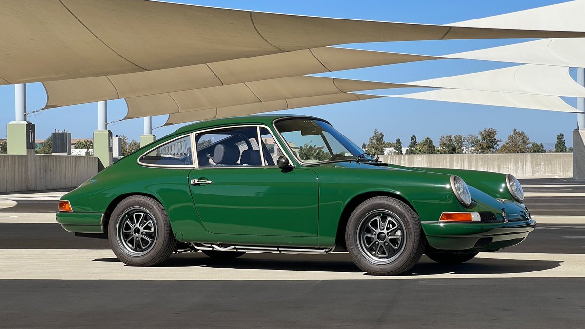 Just uploaded a new set of photos for the Tesla powered Porsche. Available now: flic.kr/s/aHBqjBNgbq