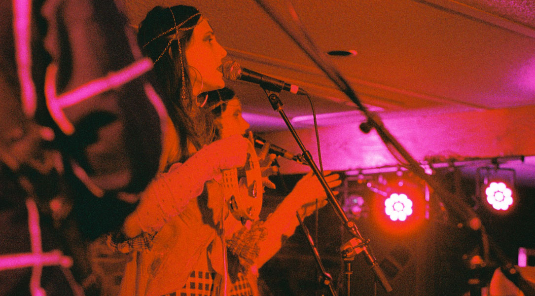 “... overcrowded, logistically overstretched, forced into stock-standard event management that flattens out the concept and makes the experience routine. Music festivals are over. The portaloo industry is shook.” My exception to the rule: #OKMotels themonthly.com.au/issue/2024/oct…