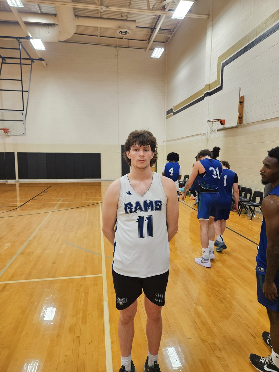 TaylorMade Pick 

GASO JUCO Fall Tour 

Carson Brown 6'6 W Sophomore Southwestern Christian JC 

- Knocking down the 3
- Getting downhill 

Go to taylormadehoops.com to check out his full Player Evaluation 

College Coaches 👀 👀 

#TaylorMadeHoops #TomorrowsStarsToday