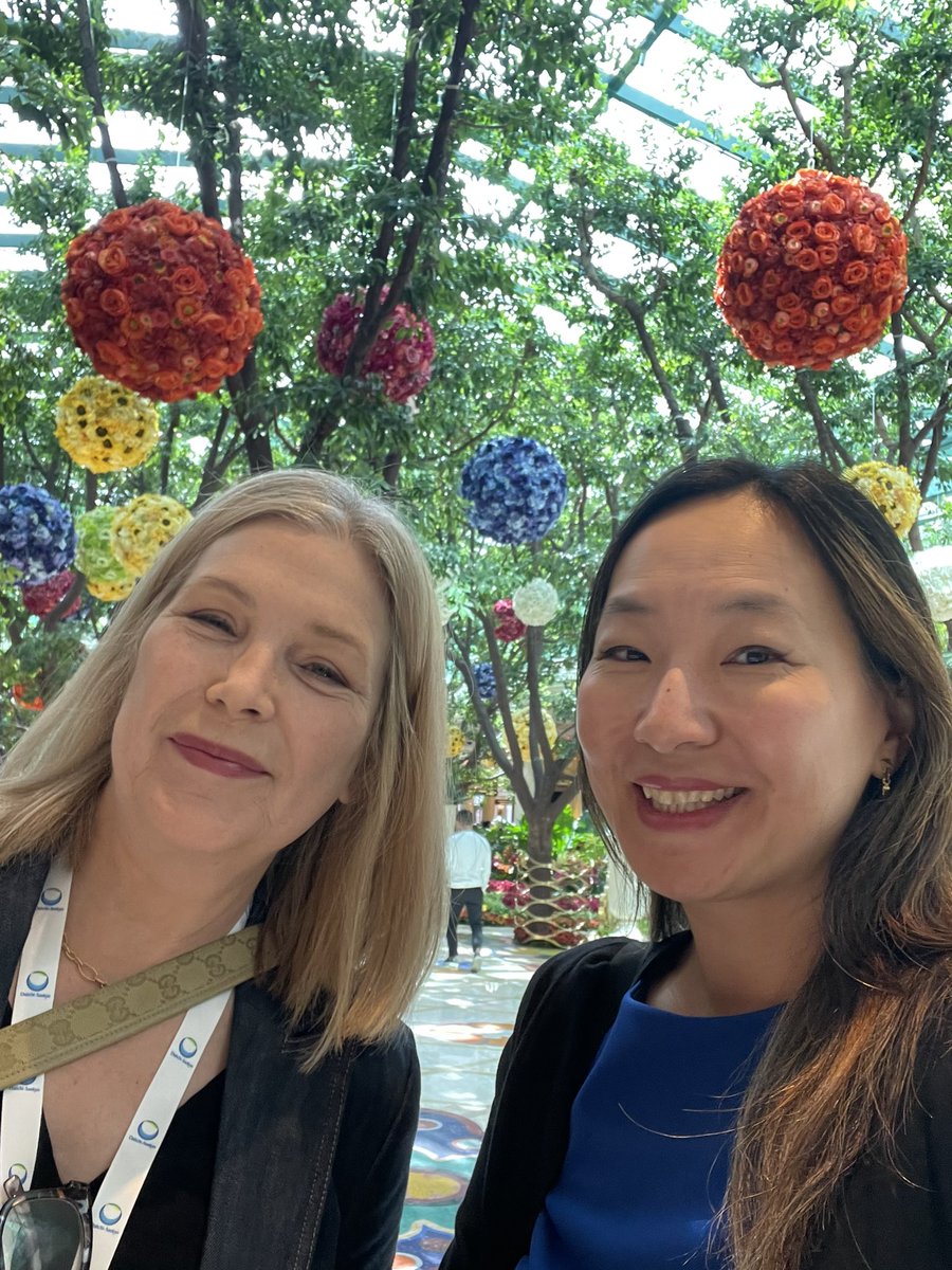 Sara_Jiang's tweet image. HUGE THANKS to my co-presenters this year at #CAP24! Absolutely delighted to have had the opportunity to share the stage with these four tremendous pathologists and friends! 
@bfaquin 
@KMirza 
@UNCPathology 
@UNMPathology