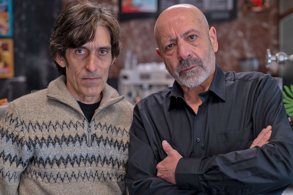 Con esta serie #Entrevias he reído, he gritado y me he emocionado a partes iguales. 
La sabiduría de Tirso, la picaresca de Ezequiel, la intensidad de Gladys, el carácter de Dulce y la fidelidad de Pepe &amp; Sanchís...
Gracias por tanto❣️ #EntreviasFinal