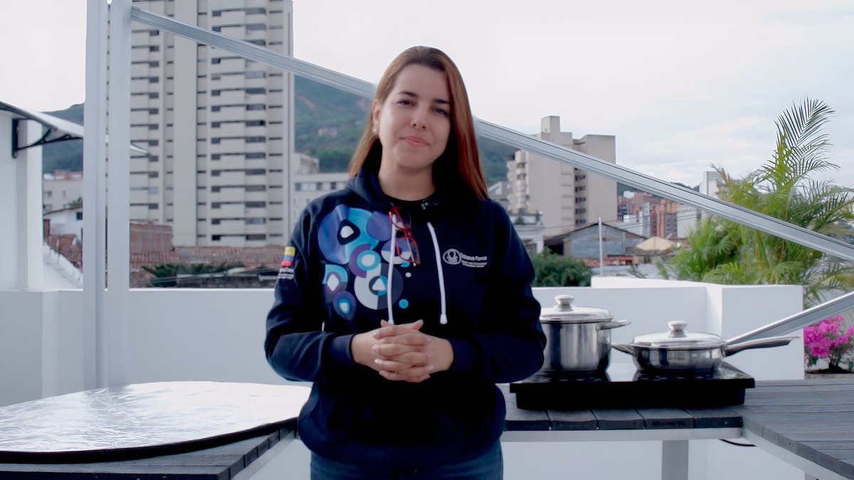 Lorena Valencia Tech tweet media