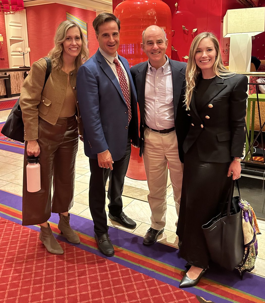 renedierkes's tweet photo. Met with Patient Opportunity fund manager Samantha McLemore and assistant manager Christina Malbon https://t.co/ZajHs4EnrL