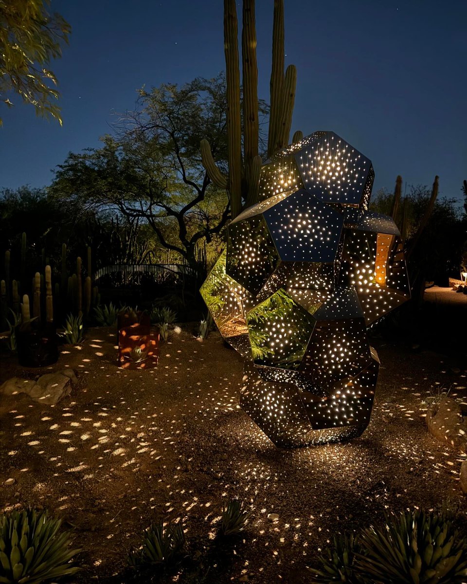 Discover the mesmerizing beauty of polyhedrons in our one-of-a-kind LIGHT BLOOM exhibit by <a href="/hybycozo/">HYBYCOZO</a>, available only until Jan. 20 🌟 

Grab your tickets now at dbg.org.
. 
📸: Instragm user @daniellewoodart