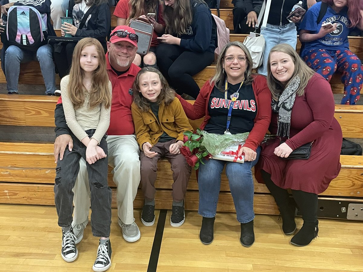 Salem High School VB tweet media