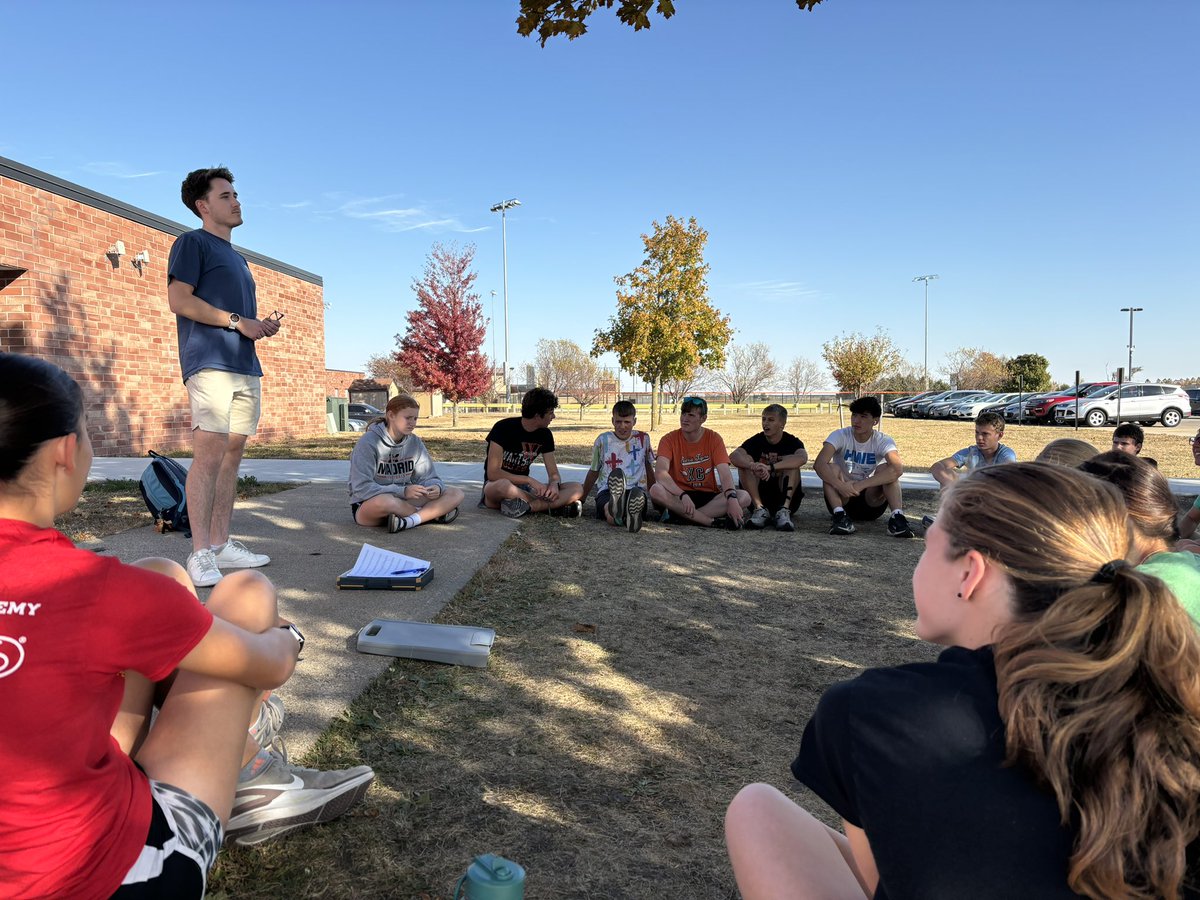 We were blessed to hear from 5k school record holder and 2019 alum Sean McDermott, who shared his reflections on a positive mindset, balancing the pursuit of success &amp; fun, &amp; valuing the team experience. Thank you for helping prepare for championship season during your trip home!