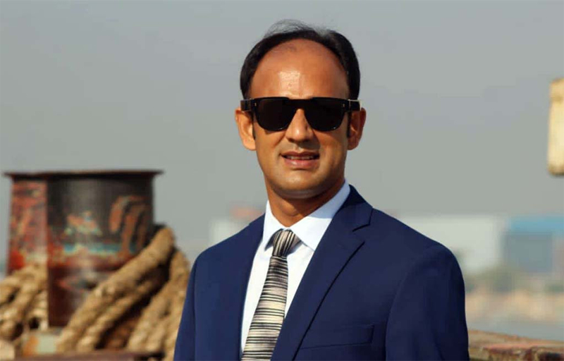 মধ্যরাতে গ্রেপ্তার ব্যারিস্টার সুমন