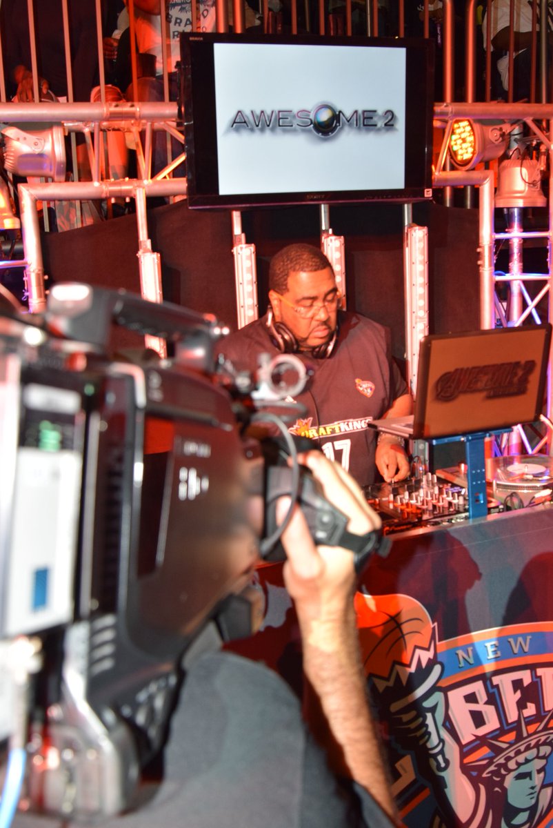 Vibes in the Garden (@vibesnthegarden) on Twitter photo Congratulations to the NY Liberty 2024 WNBA Champions ! <a href="/nyliberty/">New York Liberty</a> <a href="/WNBA/">WNBA</a> (image: Teddy Tedd /Awesome 2 DJing at MSG for Liberty Game) Also congratulations to the NY Yankees going to the World Series !! <a href="/Yankees/">New York Yankees</a> Congratulations to the NY Liberty 2024 WNBA Champions ! <a href="/nyliberty/">New York Liberty</a> <a href="/WNBA/">WNBA</a> (image: Teddy Tedd /Awesome 2 DJing at MSG for Liberty Game) Also congratulations to the NY Yankees going to the World Series !! <a href="/Yankees/">New York Yankees</a>