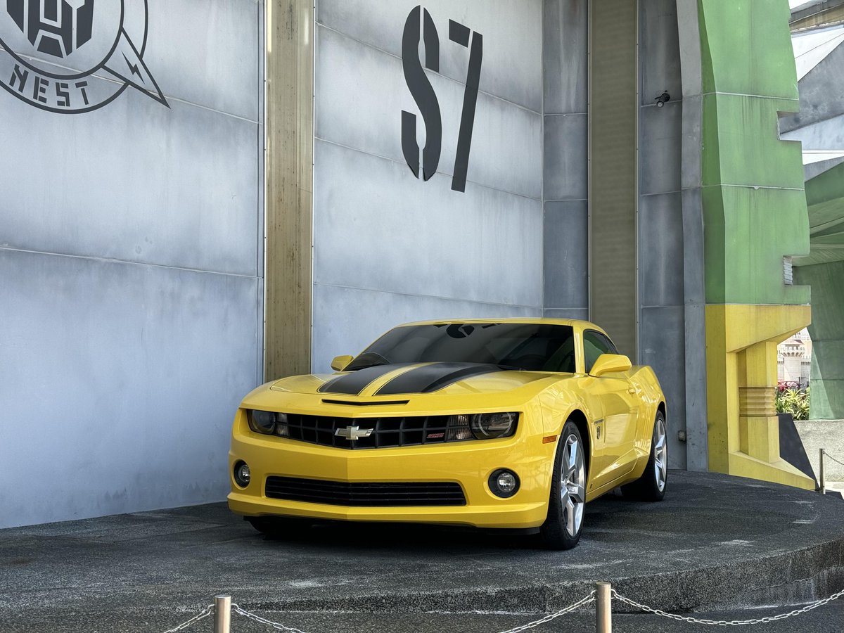 환상과 설렘이 공존하는 싱가폴 시네마🎢✨, 마치 영화세계에 들어온 듯한 다문화 체험을 경험할 수 있는🌍🎬, 즐거운 시간을 즐겨보세요! 🎉🌈       #싱가포르