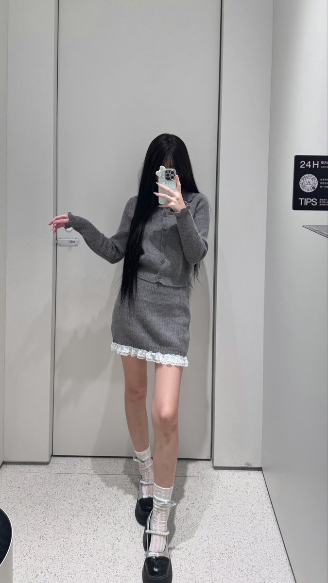 liu2309's tweet photo. 卖逼的贱母狗投稿 #露出 #调教 #贱母狗 #女大学生 #任务 #辱骂 #捆绑 https://t.co/LorX184ZIE