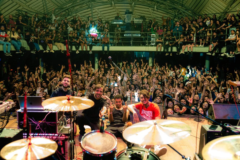 BandaLunoz's tweet image. Isso aqui foi surreal,  namoral ! 🖤🔥