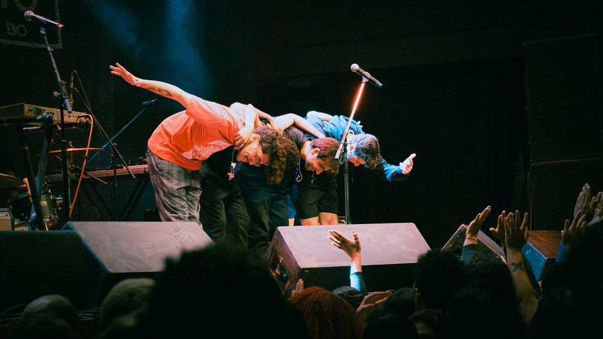 BandaLunoz's tweet image. Isso aqui foi surreal,  namoral ! 🖤🔥