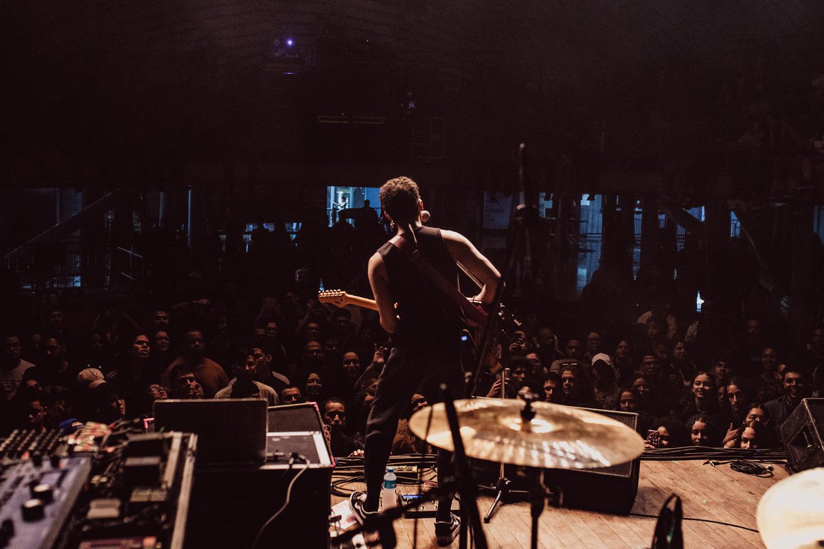 BandaLunoz's tweet image. Isso aqui foi surreal,  namoral ! 🖤🔥