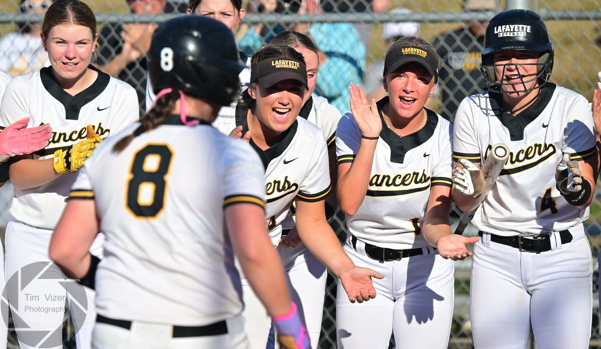 TimVizerPhoto's tweet photo. Lafayette @LafayetteLancer defeated Parkway South @PSouthSoftball1 in the Class 5 District 2 championship softball game Monday.  See a Warren Mayes story and more photos online at https://t.co/jKiJ0s05wM @STLhssports https://t.co/vMv4fEtwqC #SportsPhootgrapher #ProPhotographer https://t.co/taKshTKBgw