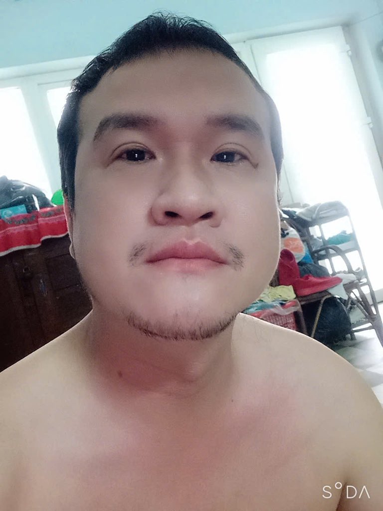 danbtmsg's tweet photo. Bisexual 500K https://t.co/RnQhwG7AOf