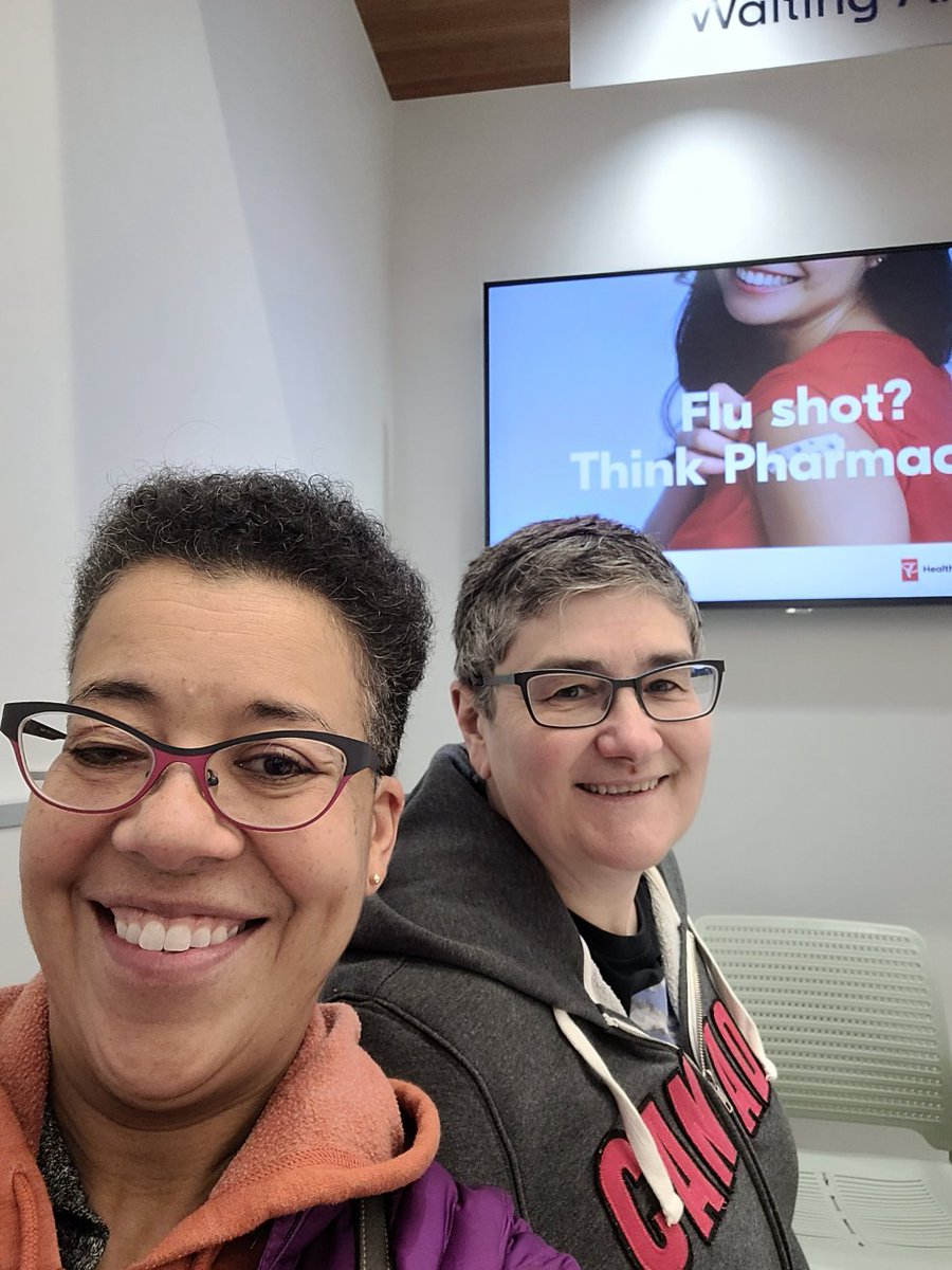 Vaccin(e)s: ✅️✅️

#COVIDvaccine #FluShot 
#VaccinesWork #ThisIsHowWeDoIt