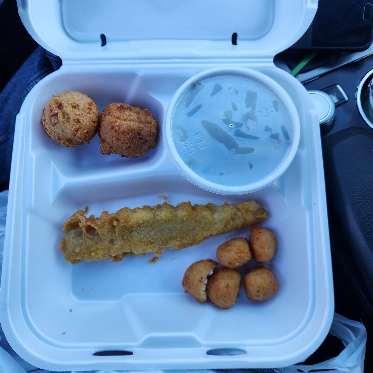 I hate being like this but at <a href="/CaptainDs/">Captain D's</a>. This is what the $5.99 One fish, five lobster bites, and classic side looks like. I was taught if you have nothing positive to say, don't say anything. So I'm just showing the picture.