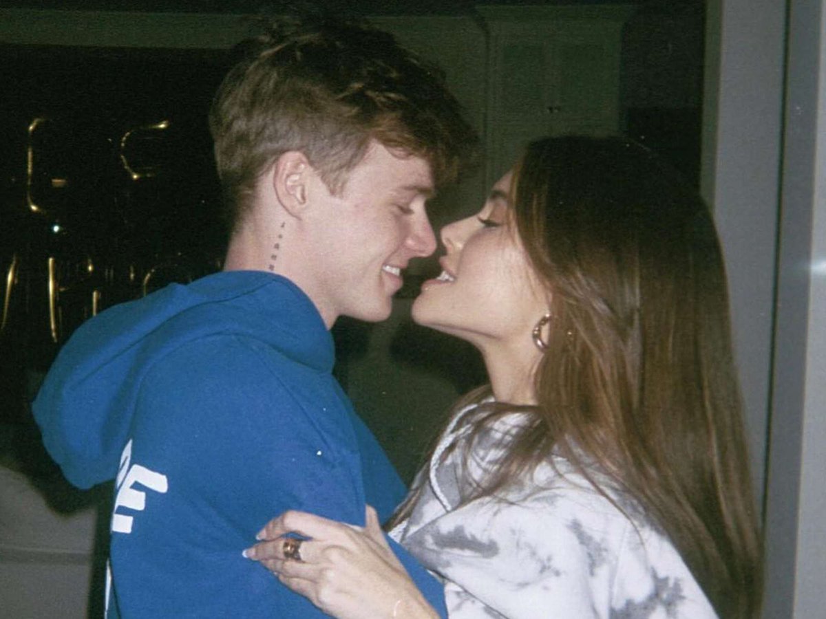 yoxics's tweet image. Madison Beer &amp;amp; her boyfriend Nick Austin have reportedly broken up after they both unfollowed each other