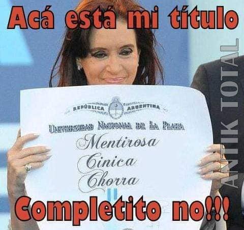 Milei le respondió a Cristina Kirchner: “Le cuesta más entender una metáfora que mostrar su título de abogada”
La exmandataria se había quejado de los dichos del Presidente q había dicho que quería ponerle “el último clavo al cajón del kirchnerismo”.

VAS A PAGAR 1X1 CHORRA!