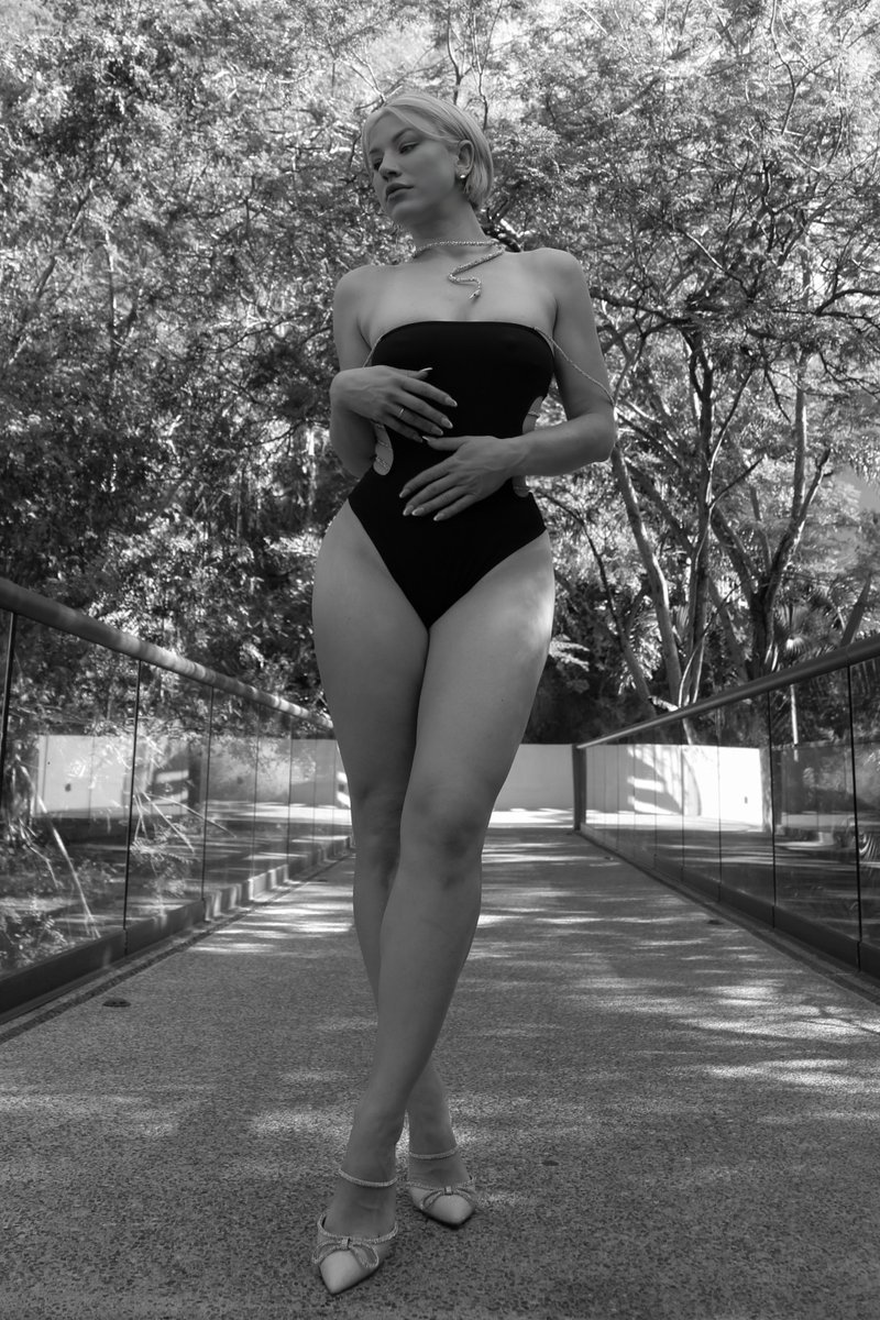 SeredaSwim's tweet photo. Diamonds are forever https://t.co/gYJR5H4Jw4