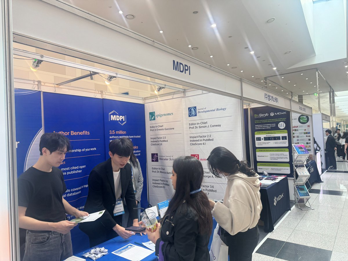mdpikorea's tweet photo. ๐จโ๐ฌOur attendance at last week'sย International Conference of the #Genetics Society of Korea (#ICGSK) in Busan was a big success!
@MDPIOpenAccess @IJMS_MDPI
#academicconference #genes #์ ์ #ํ์ ๋ํ #์ปจํผ๋ฐ์ค #academicpublishing #openaccess #ํ์ ์ถํ #์คํ์ก์ธ์ค #research #์ฐ๊ตฌ https://t.co/MCvvwqwnSx