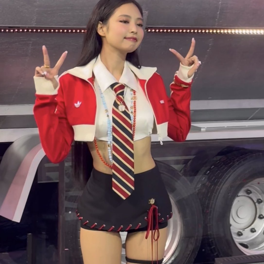 sabineverse's tweet photo. ICON DROP !!! 🍒 #TeddyCon https://t.co/8FhYJVpvSX