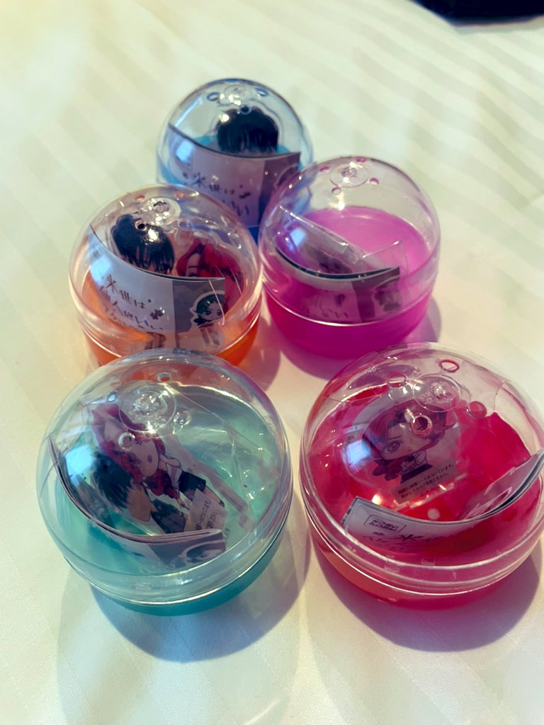 Namign's tweet photo. ¿Me lleve todos los gashapones de "Mi prometido Yakuza"? Efectivamente🙂‍↕️💸 https://t.co/qABlFGfbQq