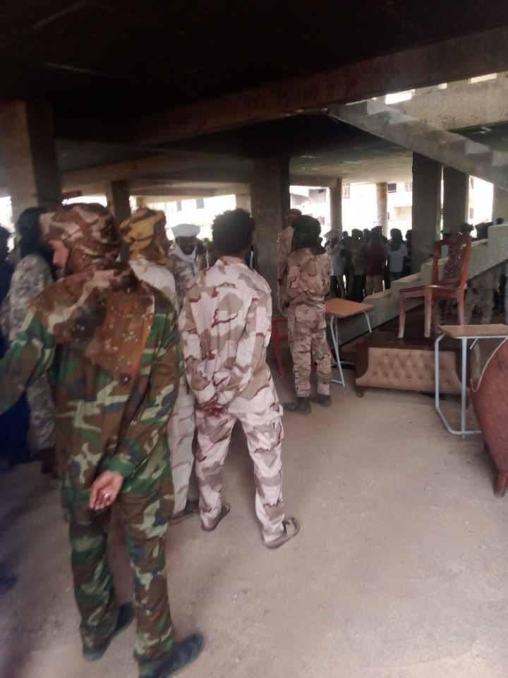 DarfurPost's tweet image. هلع في صفوف المليشيا واعتقالات عشوائية لكل منسوبي المتمردين من قبائل الشمال، وتصفيات طالت بعض القادة والضباط
#دارفور_بوست 
#السودان