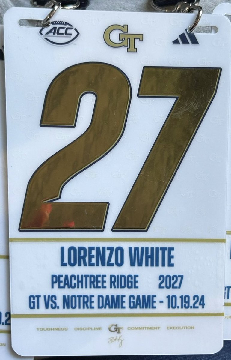 D1_Renzo27's tweet image. Big thanks to @GeorgiaTechFB for having me at the game this weekend! ππ Incredible atmosphere & loved experiencing the yellow jacket spirit first hand. Thank you so much Coach @corypeoples for the invite.
@coacherrinjoe
@PTRFootball
@FBCoachPR
@bill_boroff
@RecruitGeorgia