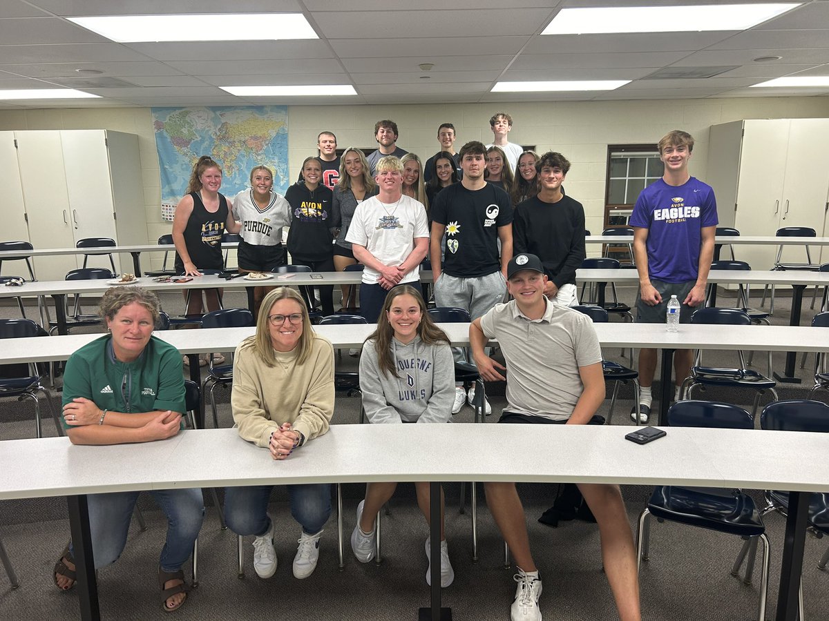 Big Thanks to Elly Huron! Tonight’s topic on trying to achieve Perfection was so spot on.  The discussion and Elly’s presentation was nothing short of inspirational! Thanks Elly!! 
1 Corinthians 9: 24-27    1Thessalonians 5: 16-18    Isaiah 61: 10