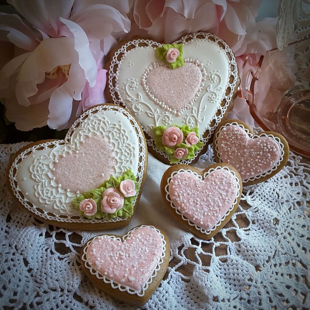 strawberry cake dolly ˚ʚ♡ɞ˚ tweet media
