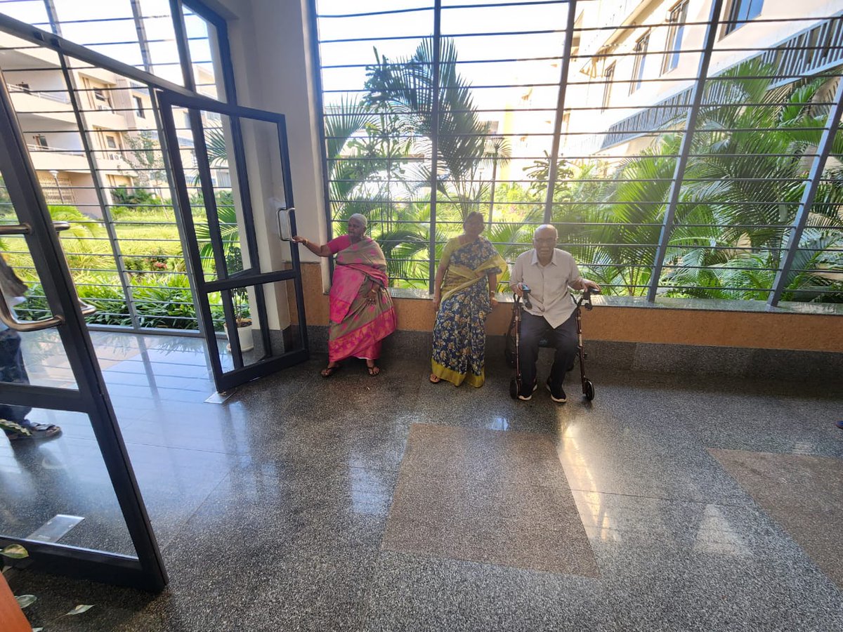 ravi kiran mandumula (@mandumularavi) on Twitter photo <a href="/CollectorRRD/">Collector Rangareddy</a> <a href="/TelanganaCMO/">Telangana CMO</a> <a href="/TelanganaCS/">Office of Chief Secretary, Telangana Govt.</a> <a href="/IASassociation/">IAS Association</a> <a href="/DCsofIndia/">District Collectors (IAS)</a> <a href="/revanth_anumula/">Revanth Reddy</a> #dharani
<a href="/CollectorRRD/">Collector Rangareddy</a>
Sri Shashank garu,
When our family met with you on 3'rd Oct24, you had noted our concerns and mentioned that you willl address our longtime pending matter of passbook issuance in 2 weeks time.
Accordingly, when our family followed-up with you on 19'th <a href="/CollectorRRD/">Collector Rangareddy</a> <a href="/TelanganaCMO/">Telangana CMO</a> <a href="/TelanganaCS/">Office of Chief Secretary, Telangana Govt.</a> <a href="/IASassociation/">IAS Association</a> <a href="/DCsofIndia/">District Collectors (IAS)</a> <a href="/revanth_anumula/">Revanth Reddy</a> #dharani
<a href="/CollectorRRD/">Collector Rangareddy</a>
Sri Shashank garu,
When our family met with you on 3'rd Oct24, you had noted our concerns and mentioned that you willl address our longtime pending matter of passbook issuance in 2 weeks time.
Accordingly, when our family followed-up with you on 19'th
