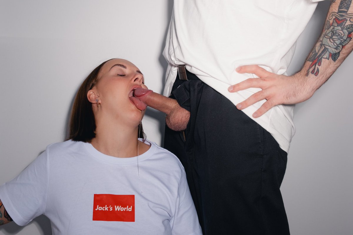 EvieJonesAgain's tweet photo. Zoom for drool 😎

Ft. @jacksworld https://t.co/9TA5V0ZrxH
