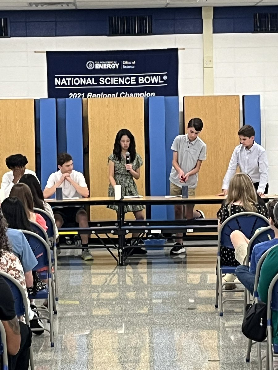 Wisconsin Hills Middle School tweet media