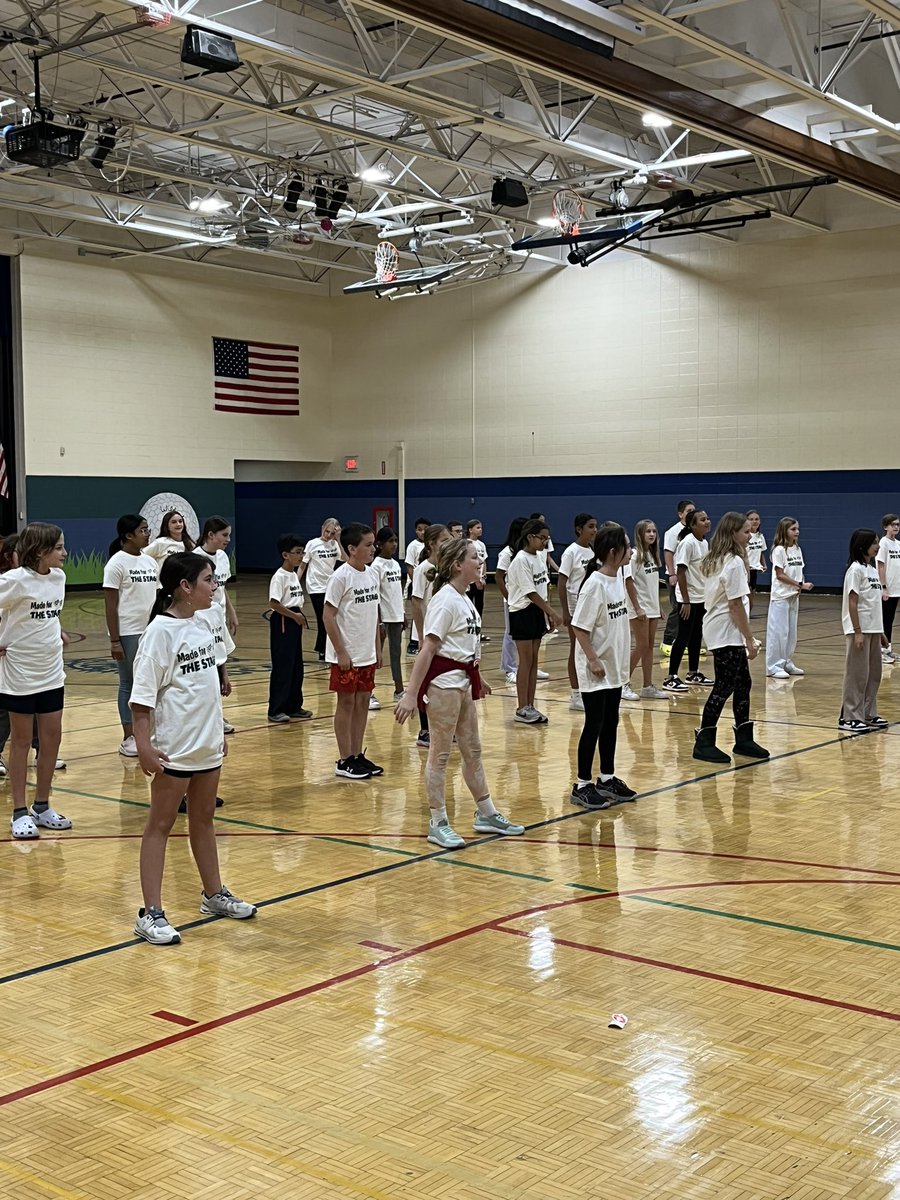 Wisconsin Hills Middle School tweet media