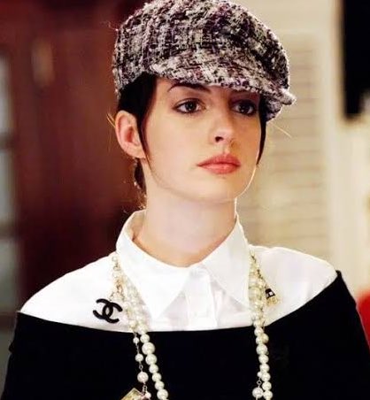 ELA É A NOSSA ANNE HATHAWAY  #BlogueirinhaAFeia