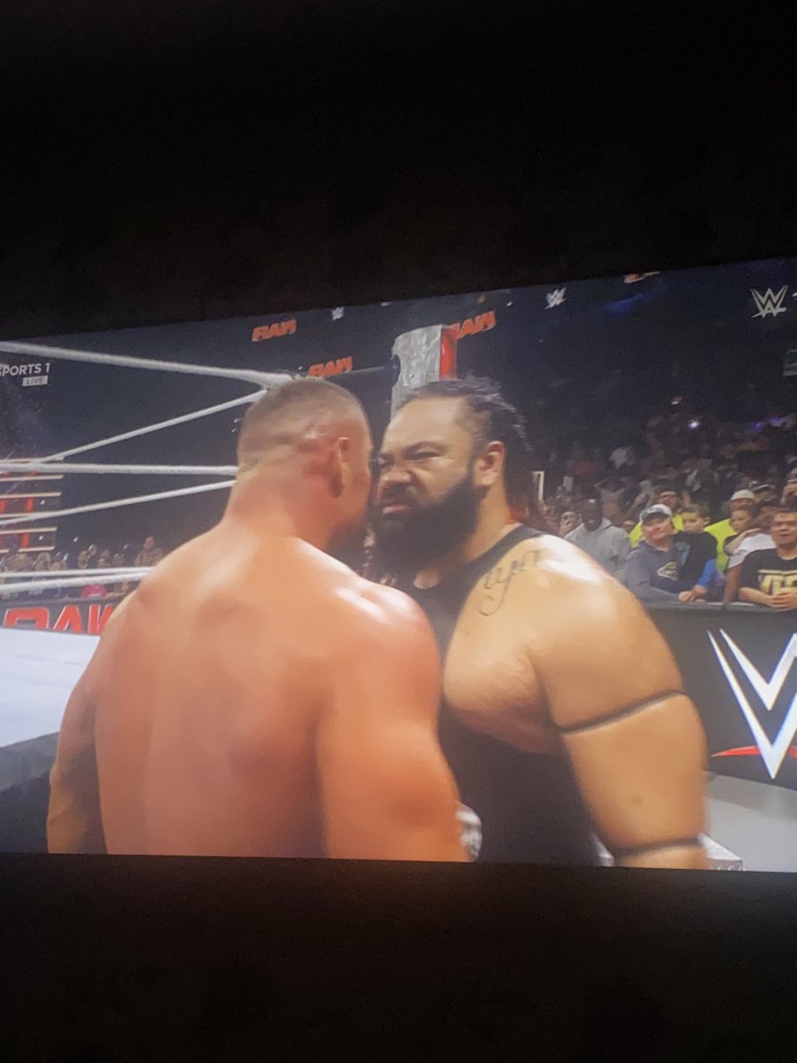 AFC_Boogz's tweet photo. NAH BOOK THIS MATCH ASAP  #WWERaw https://t.co/vEL8VMvfDD