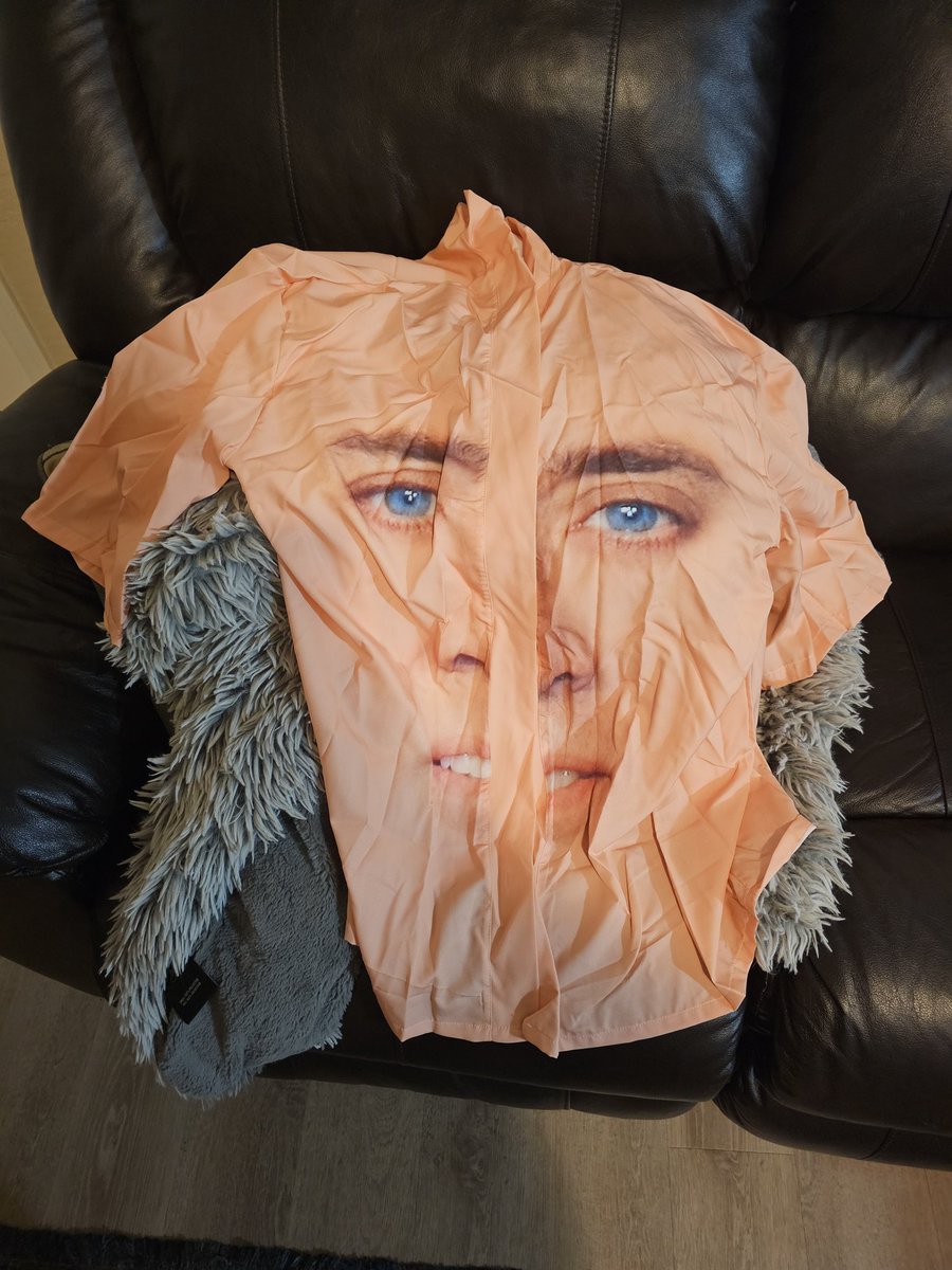 Nisstro's tweet image. Mug on or something like that