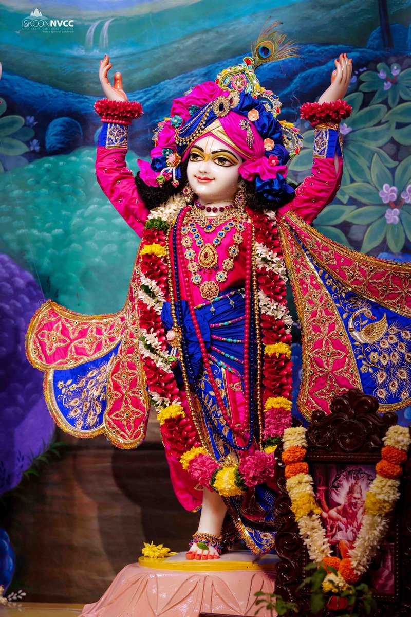 ISKCONPune's tweet photo. 🙏🏽Today's Darshan 📿 🗓22-10-2024🙏
🌷Sri Sri Gaur Nitai🌷
🚩@ISKCONNVCCPune🚩
.
.
#Kartik #OfferDiyaToKrishna #KartikMonth
#Kartik2024 #DamodarMaas #Kartikmonth
#Damodarmonth2024 #ISKCONNVCC #ISKCONPune #ISKCONNVCCPune #ISKCON #22ndoctober #22ndoctober2024 #Tuesday https://t.co/PbghQ9kB0W