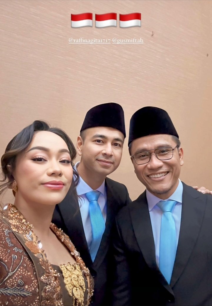 saya kucing tweet media