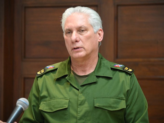 Con relación a la Cumbre de los BRICS a celebrarse los días 23 y 24 <a href="/DiazCanelB/">Miguel Díaz-Canel Bermúdez</a> decidió no asistir para mantenerse al frente de las labores para superar la situación actual. La delegación cubana estará encabezada por el Canciller Bruno Rodríguez Parilla.