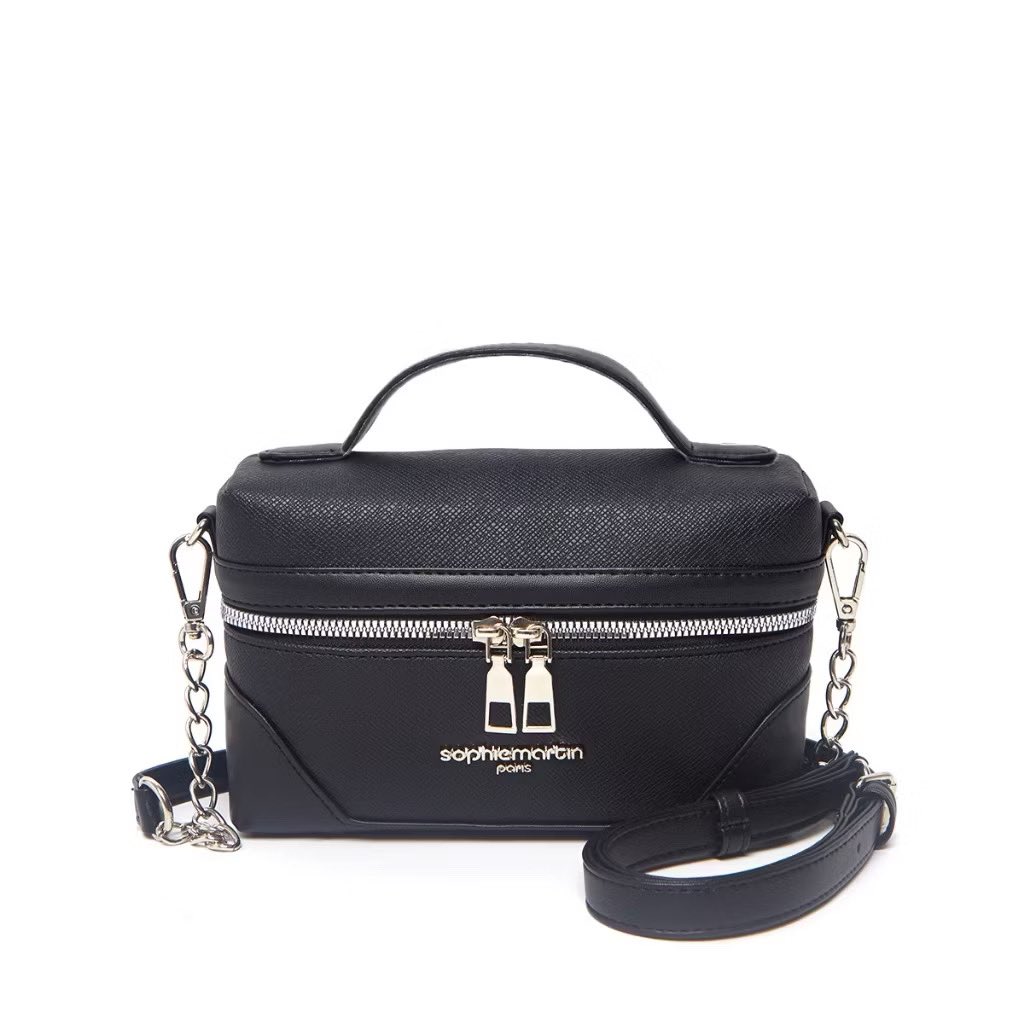 chielahk's tweet image. Rekomendasi SLING BAG

- a thread