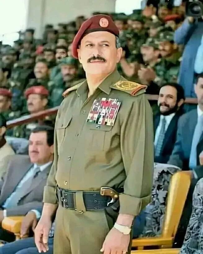 fferween's tweet photo. تعرف الي صار بعدك
كلنا صرنا يتا��ى
يوم موتك مات شعبك
والثكالا والايامى

لامار ابو طالب https://t.co/M9XPe9bA2E