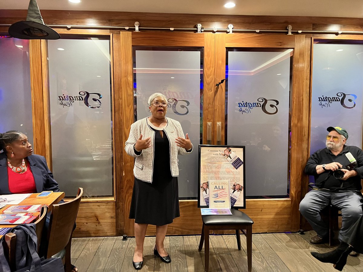 gonzalodurannyc's tweet image. Great night in Co-op City discussing conservative values and how we can strengthen our community. Grateful for the insightful conversations!

#CommunityEngagement #ConservativeValues #CoOpCity