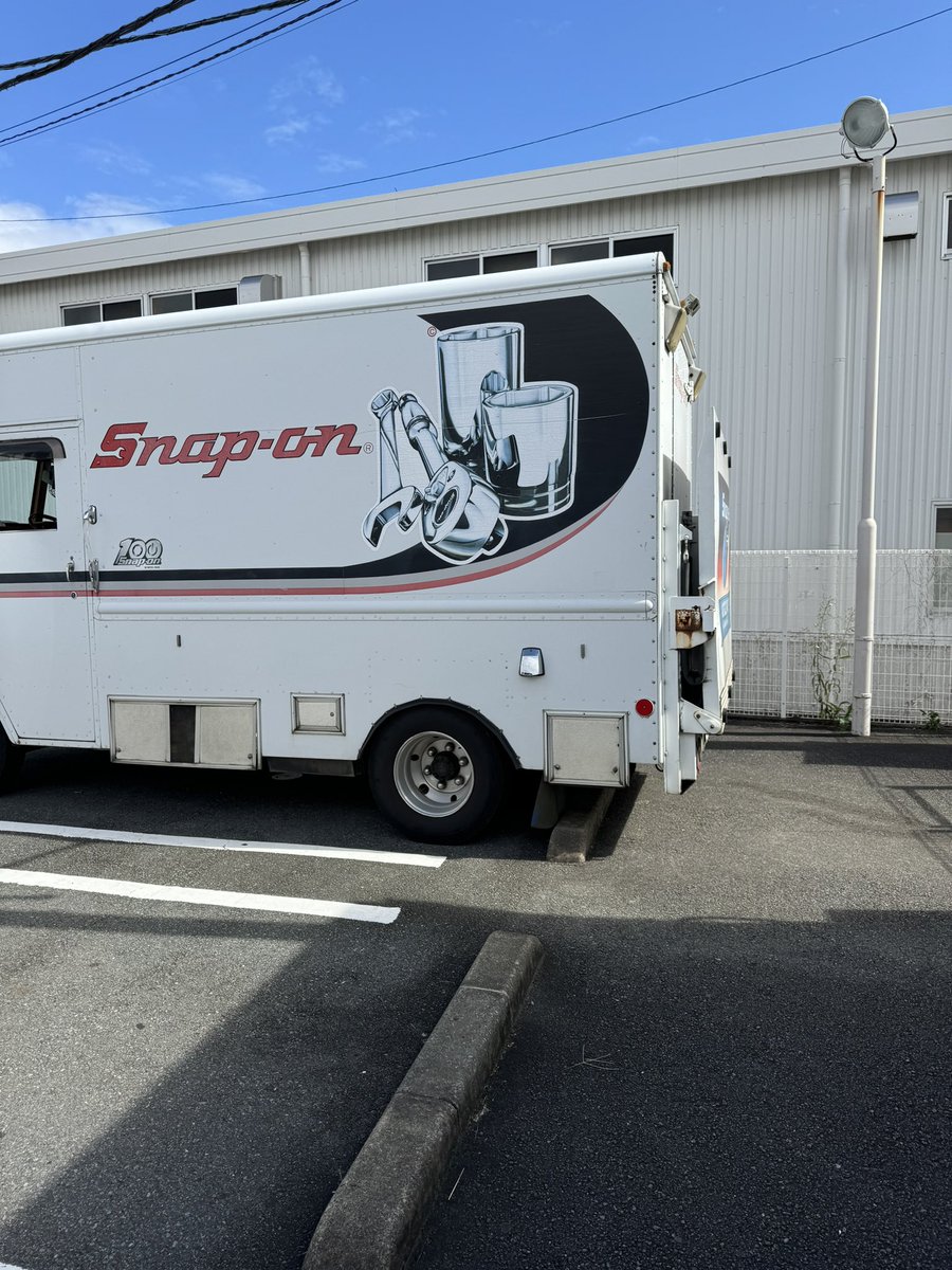 mon__monkey's tweet image. 久しぶりに仕事道具を買いに😁