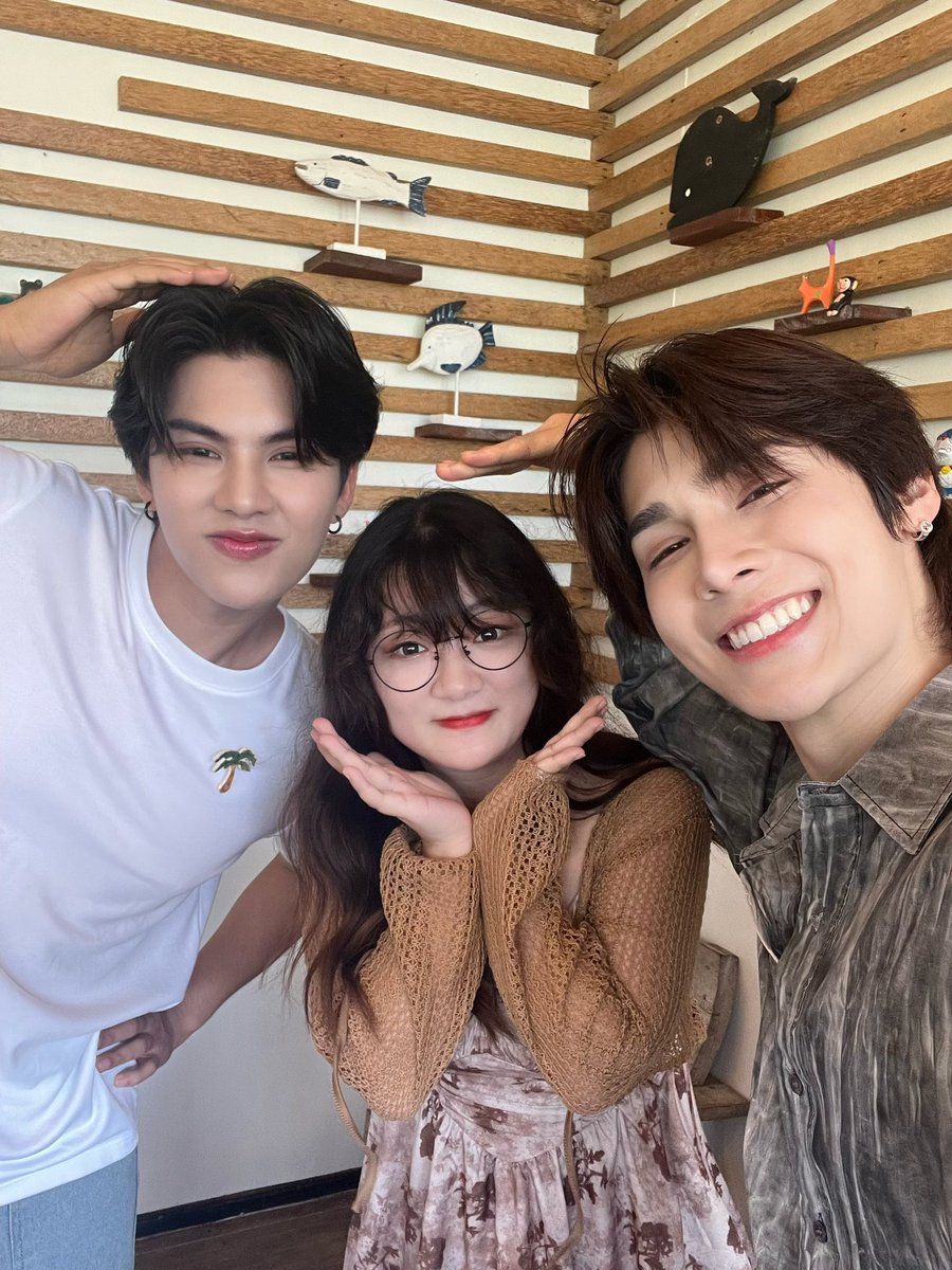 cmj971125's tweet photo. Thank you for giving me such a special memory and taking me to the world of Mahasamut and Tongrak.
I think i can't forget it forever.
@peatwasu💙
@fort_fts❤️
#LoveSeaExclusiveTrip 
#FortFTS
#CaptainPeat #ComeFortZon https://t.co/69VirEZbph