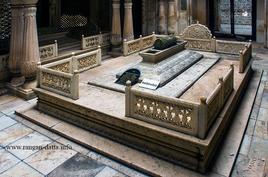 rangan_datta's tweet photo. 2/2

8/8 Travelogues from #Hyderabad @TT_My_Kolkata 

5. British Residency: https://t.co/Gtc6NtSm8p
6. Qutub Shahi Tombs: https://t.co/57kjIGZo2V
7. Paigah Tombs: https://t.co/buwwkzQyAM
8. Golconda Fort: https://t.co/ZxbpTPsSOF https://t.co/w0fMHtLf8M