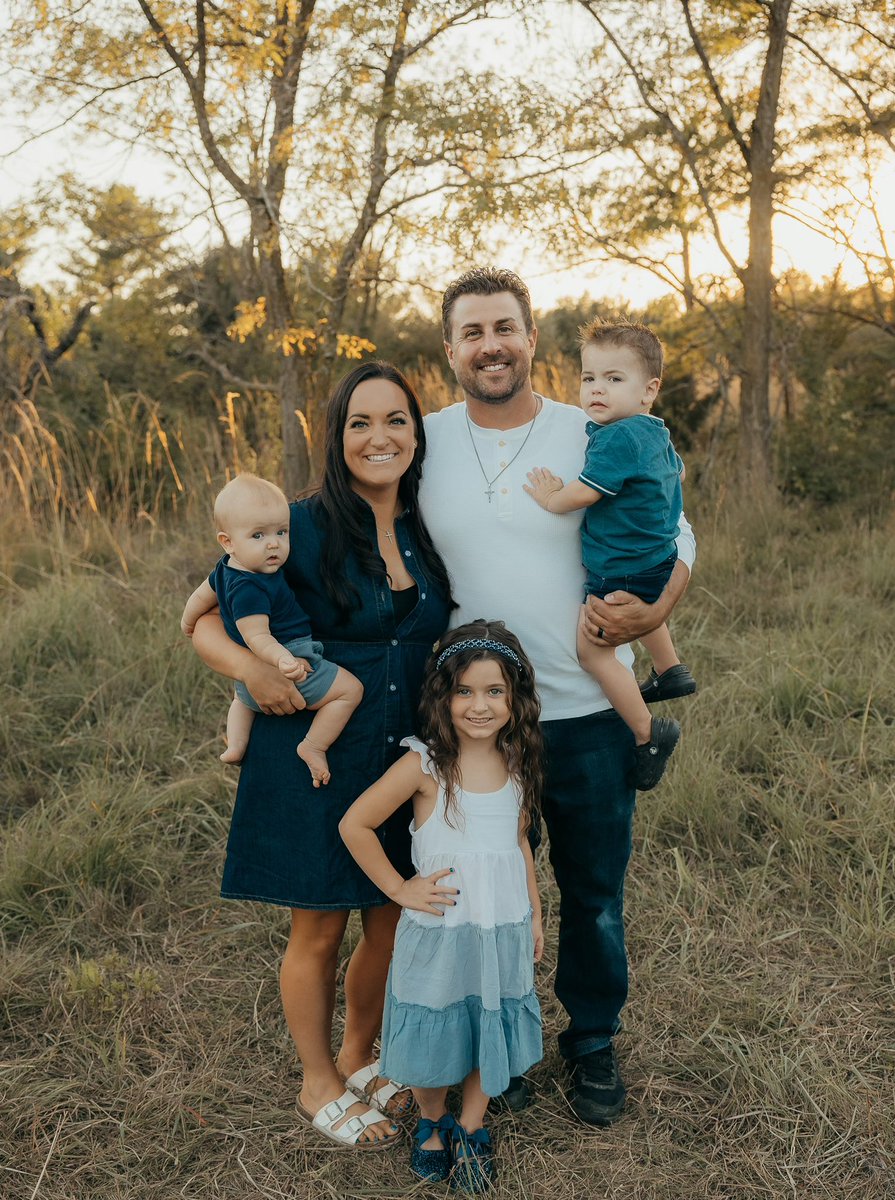 Katie Casey (@itskatiecasey) on Twitter photo “God, I'm still counting my blessings for all that you’ve done in my life. The more that I look in the details, the more of your goodness I find.”
My heart. ❤️
<a href="/Dylan4Casey/">Dylan Casey</a> “God, I'm still counting my blessings for all that you’ve done in my life. The more that I look in the details, the more of your goodness I find.”
My heart. ❤️
<a href="/Dylan4Casey/">Dylan Casey</a>